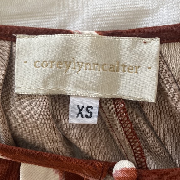 Cory Lynn Calter ikat boho clay color & white  3/4th sleeves boho top sz… - Picture 8 of 9